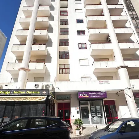 Apartment T1 Premium, Cama King, Ac, Wifi Da Rocha